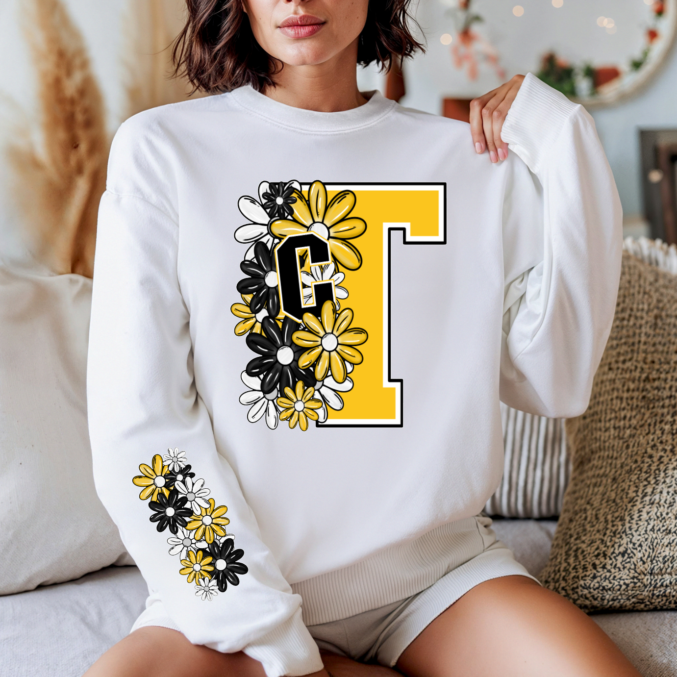 MASCOT SWEATER